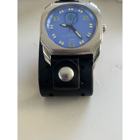 Vintage Kenneth Cole Reaction Watch S301-05 RK1188 Blue With Upgraded Band - Picture 4 of 9